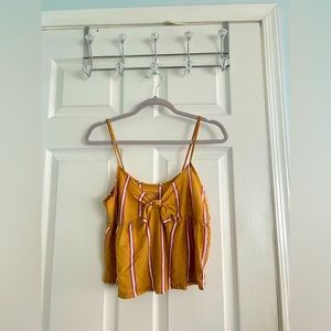 American Eagle Woman’s yellow bow tie blouse size M